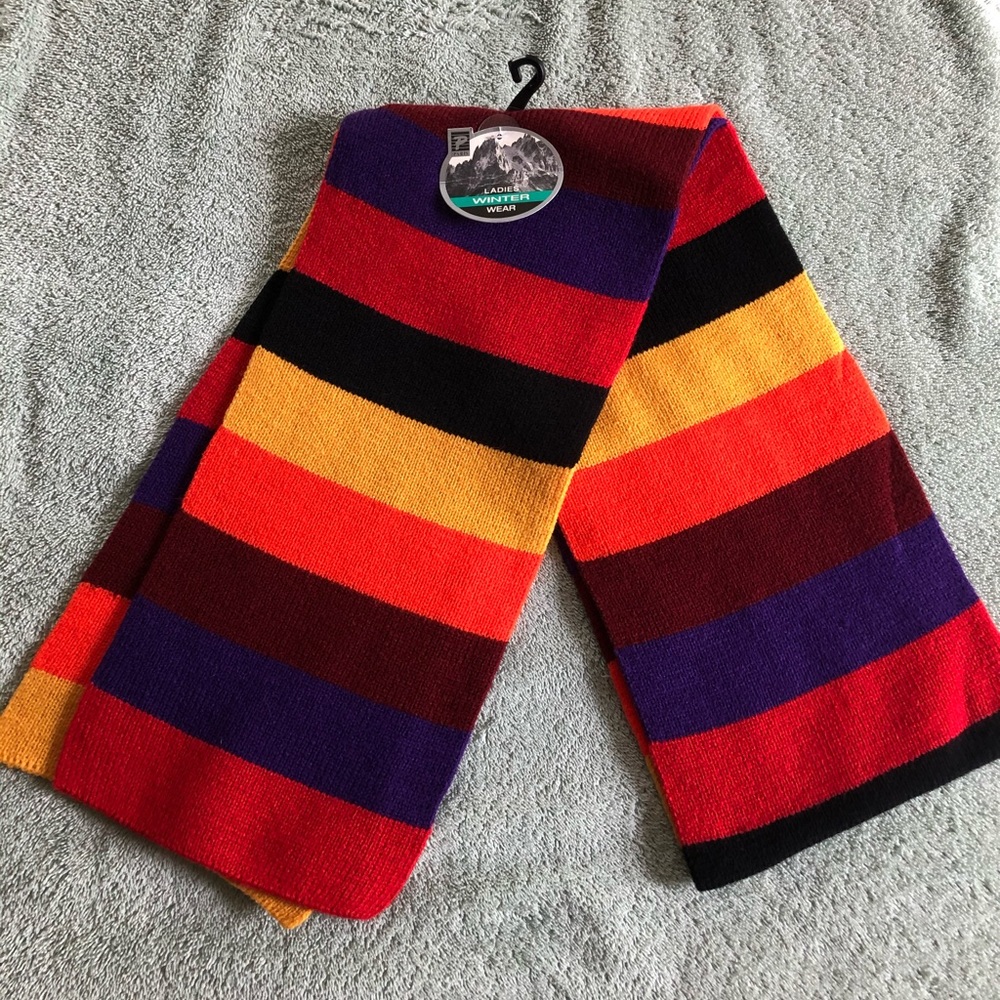 Ladies Paris Scarf